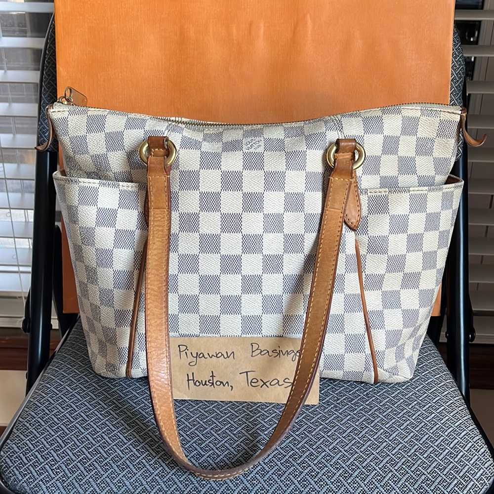 Authentic Louis Vuitton Totally PM